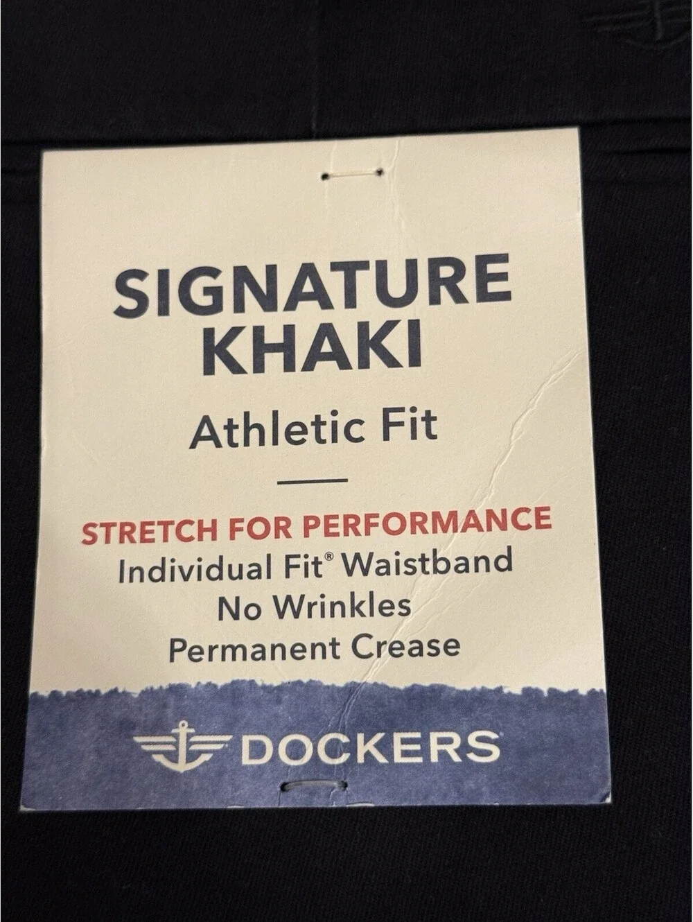 Dockers Signature Khaki Athletic Fit Lux Cotton Stretch Size 33x30 Navy NWT